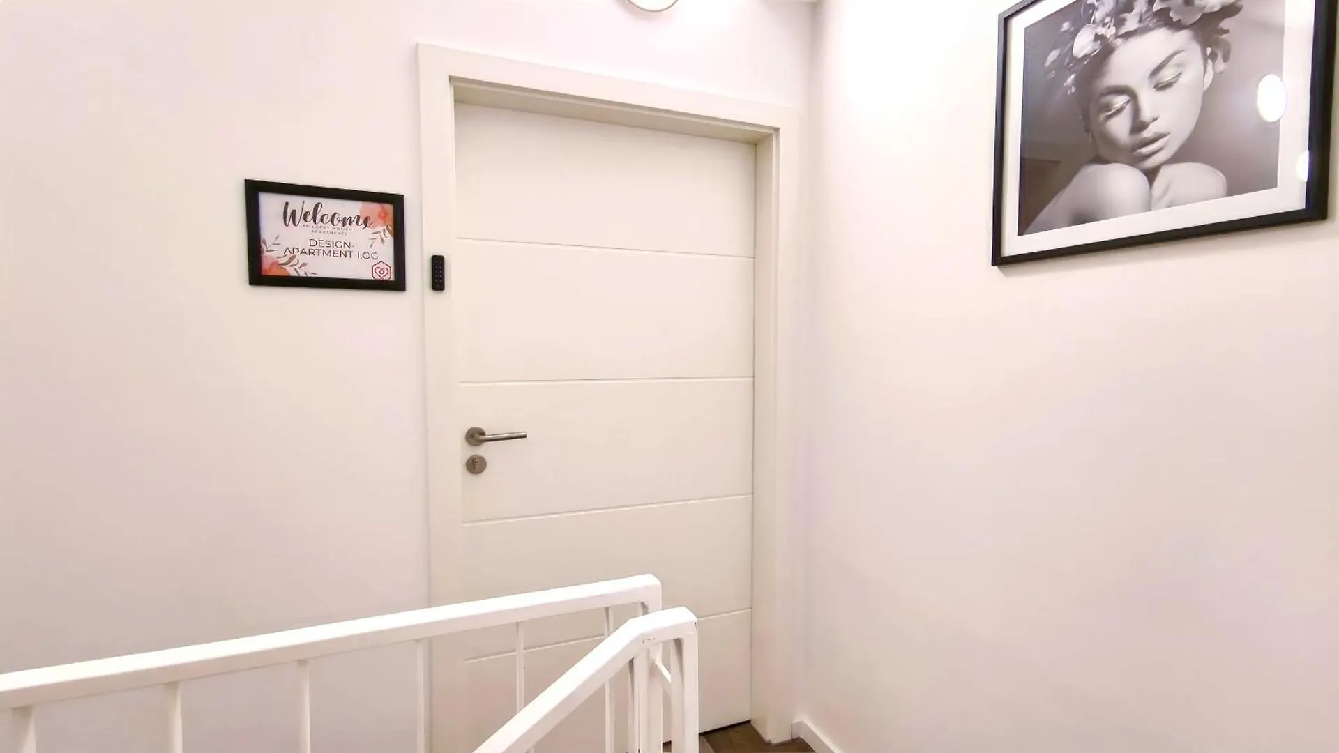 Design-Apartment Fuer Bis Zu 4 Im 1 Og, Modern, Dachterrasse, Grill, Ruhige Lage, Disney Plus, Wii, Lan Und Wlan Нюрнберг